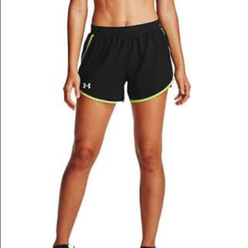 UNDER ARMOUR WOMEN’S SHORT.SIZE SMALL